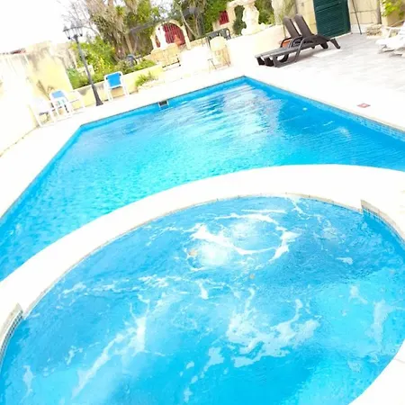 Gozo Paradise Bed & Breakfast *