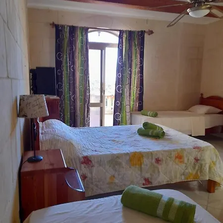 Gozo Paradise Bed & Breakfast *